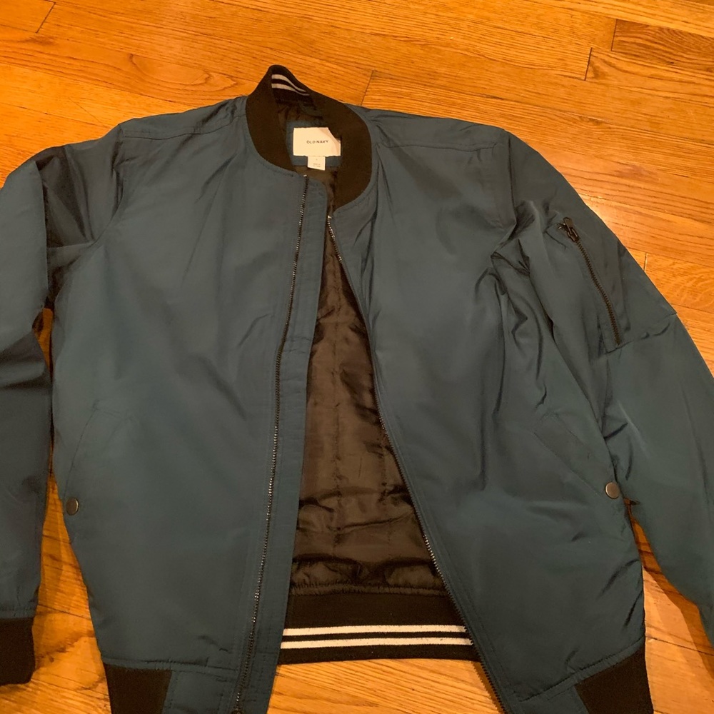 Bomber - Picture 3 of 3